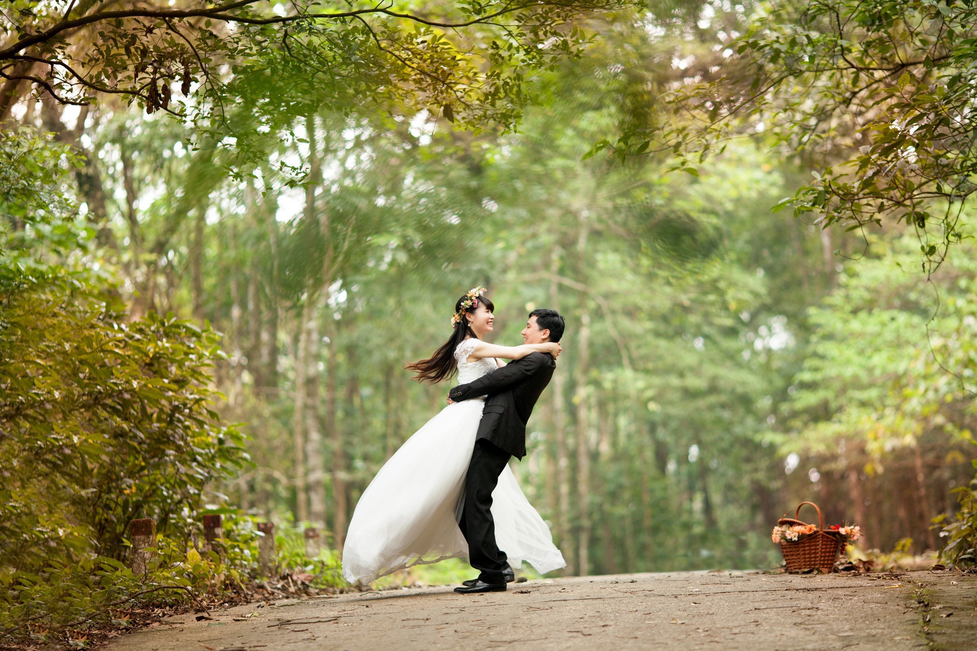 ¿Que echar en vez de arroz en las bodas?