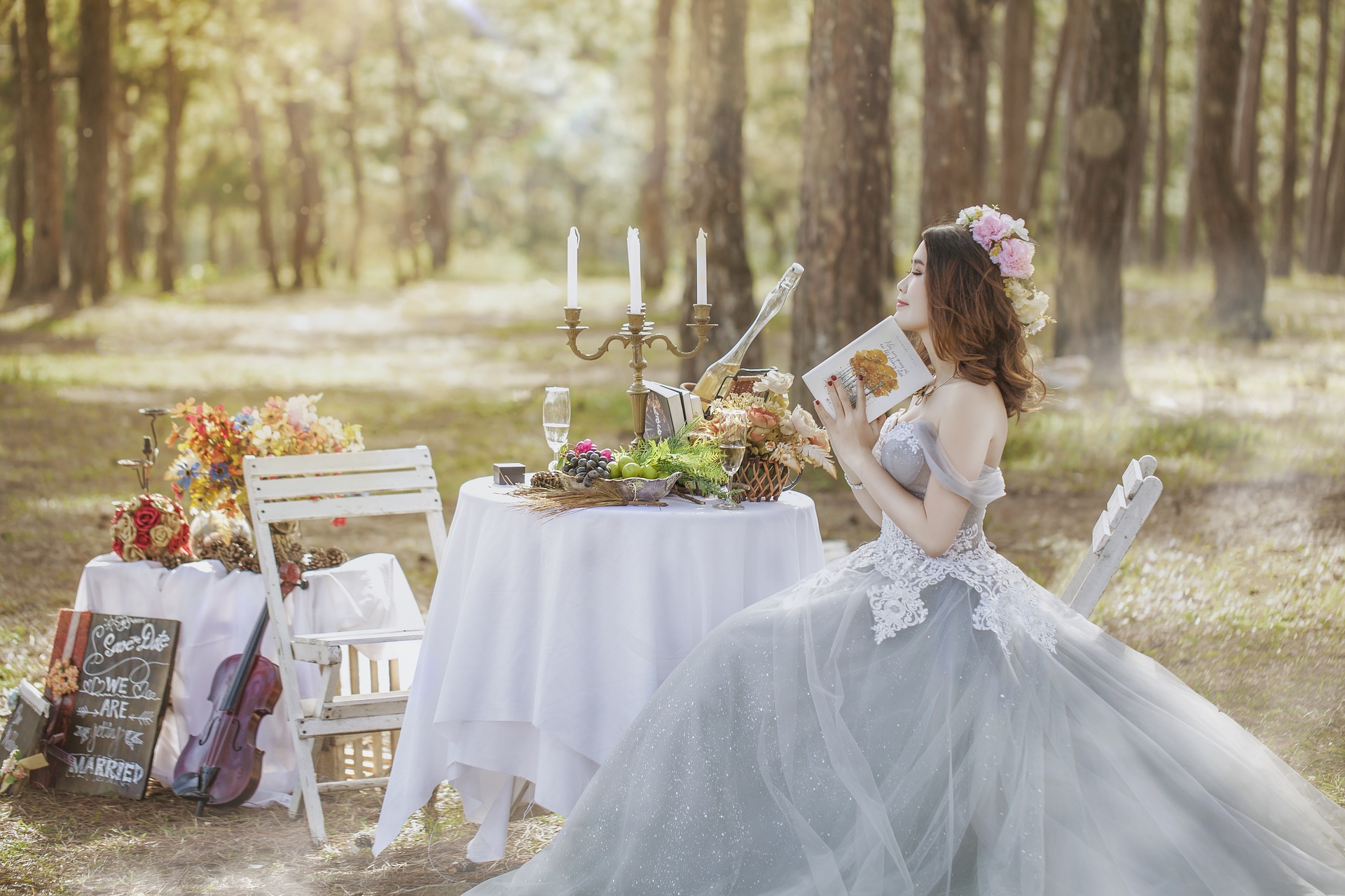 ¿Cómo se hace una tarjeta de boda?