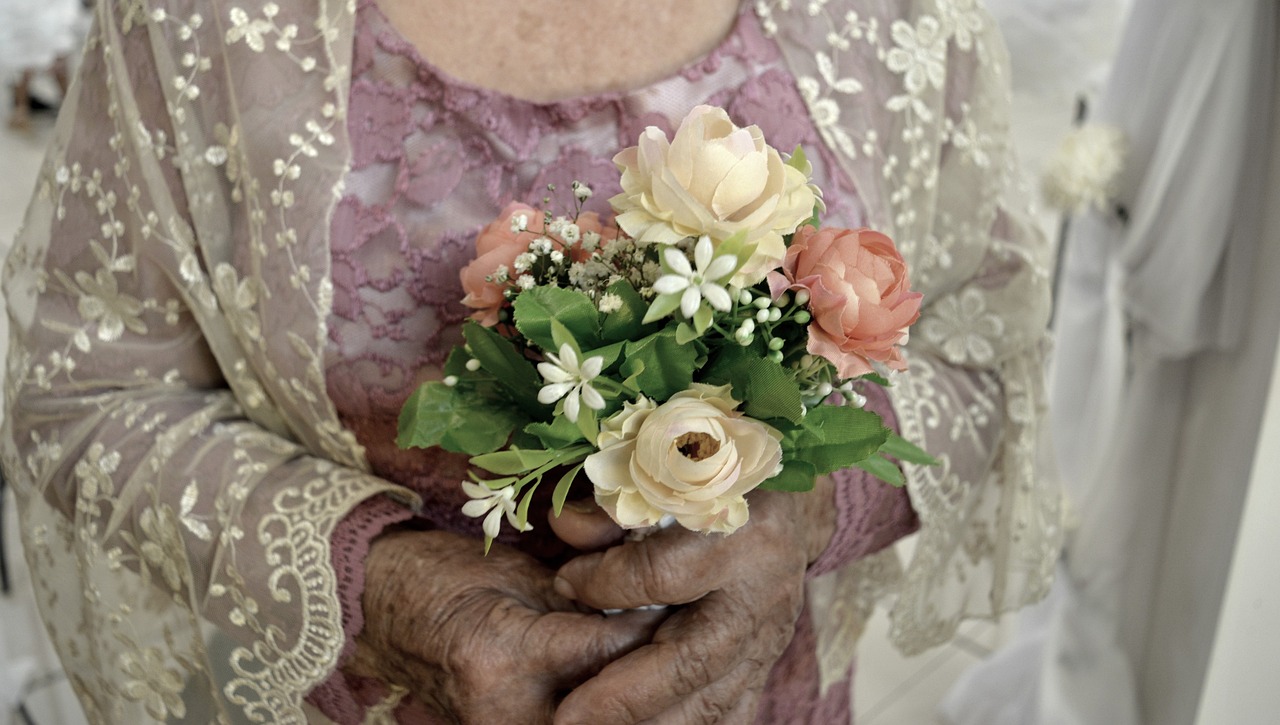 ¿Cómo felicitar a alguien por su casamiento?