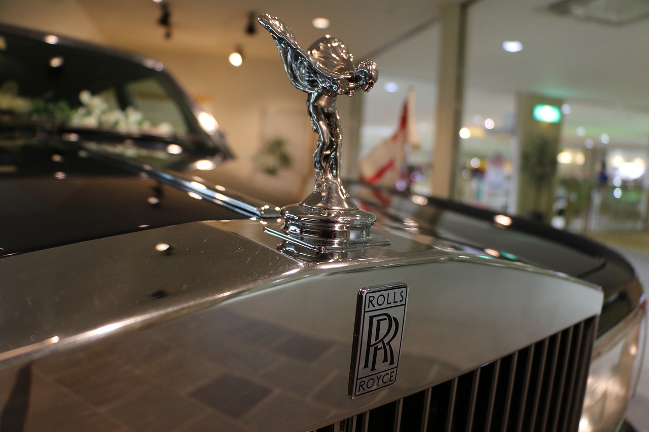 ¿Cuánto cuesta rentar un Rolls Royce?