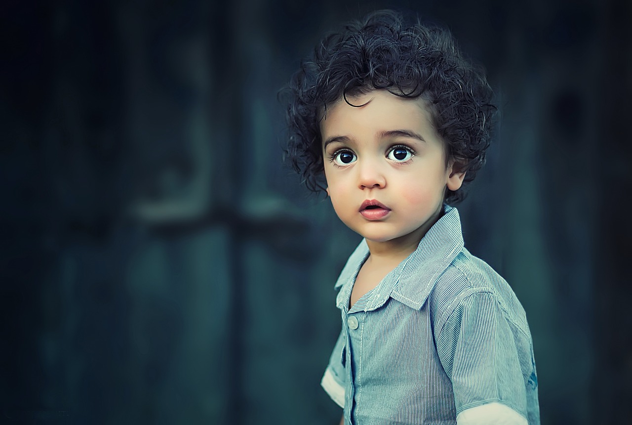 ¿Cómo ir vestido un niño a una boda?