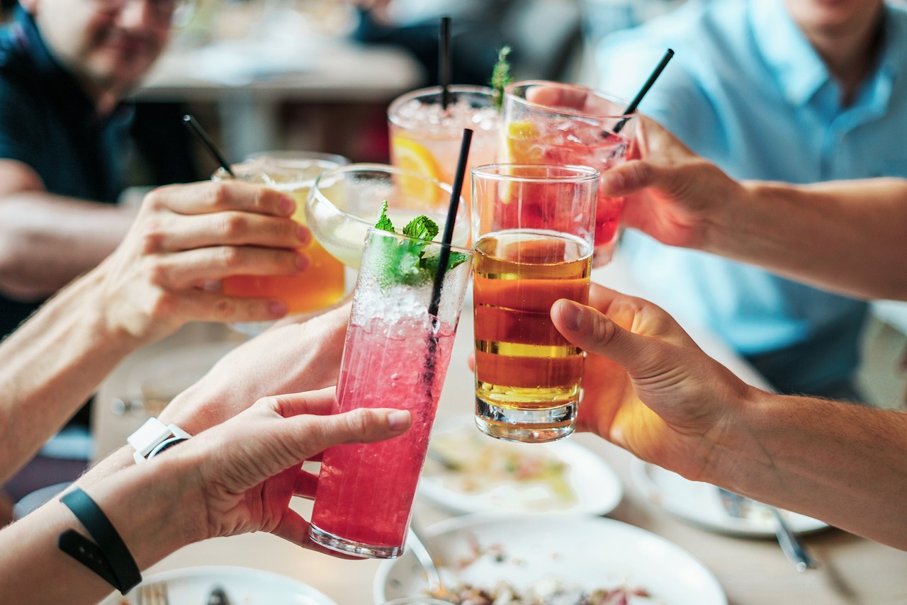 ¿Qué es el cocktail en una boda?