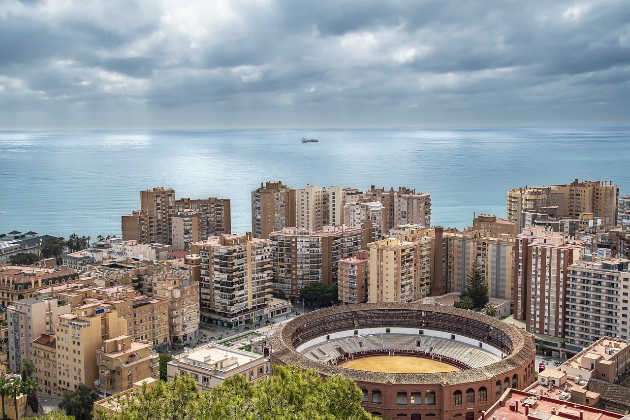 ¿Cuánto hay de Nerja a Málaga?