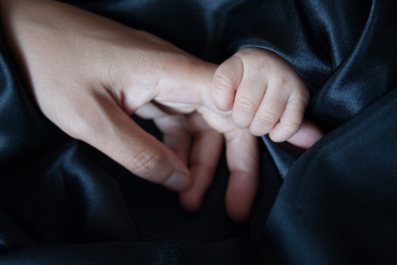 ¿Cuánto se cobra por cuidar niños en una boda?