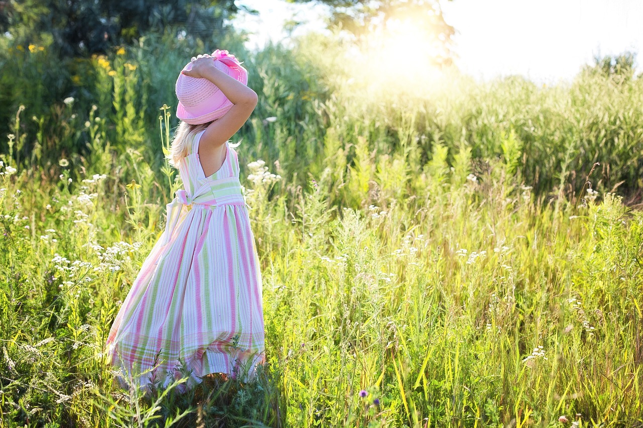 ¿Qué color de vestido debe usar la mamá del novio en la boda?