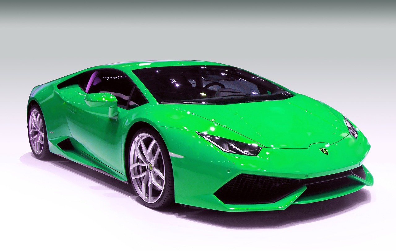 ¿Cuánto cuesta el alquiler de un Lamborghini?